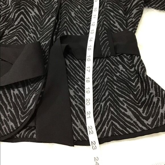 Sandro Sportswear Zebra Print Belted Jacket Sz M - Picture 8 of 8